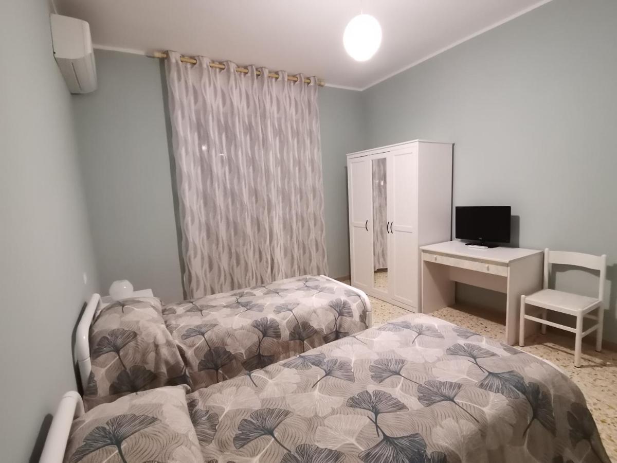 Domus Lineker Apartment Venafro Luaran gambar