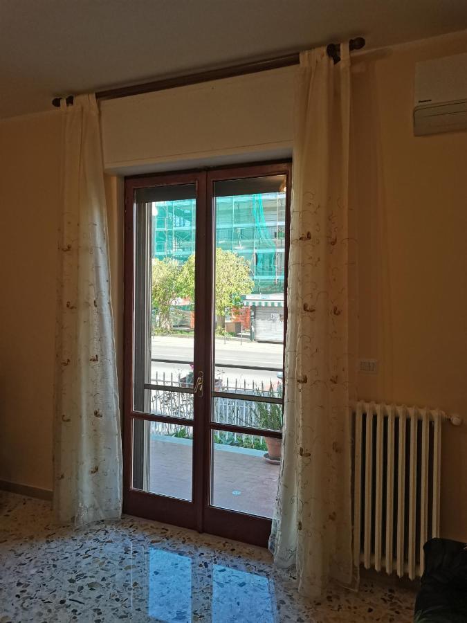 Domus Lineker Apartment Venafro Luaran gambar